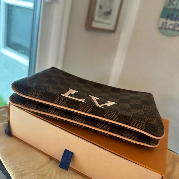 Louis Vuitton Double Zip Pink Leather Women's Bag Pouch WOC Pouchette crossbody - Picture 8 of 15